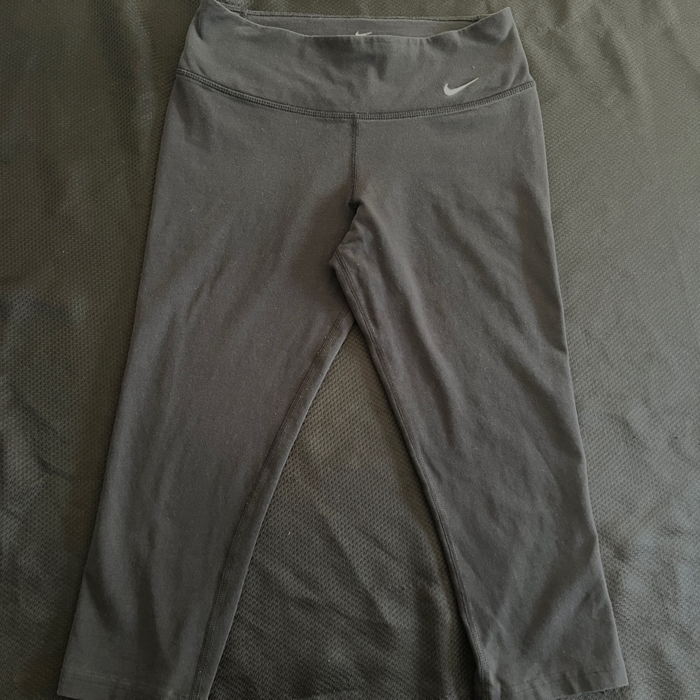 Nike black leggings - Picture 2 of 4